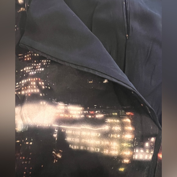 Silk Sleeveless Lafayette148 New York blouse - Picture 3 of 8